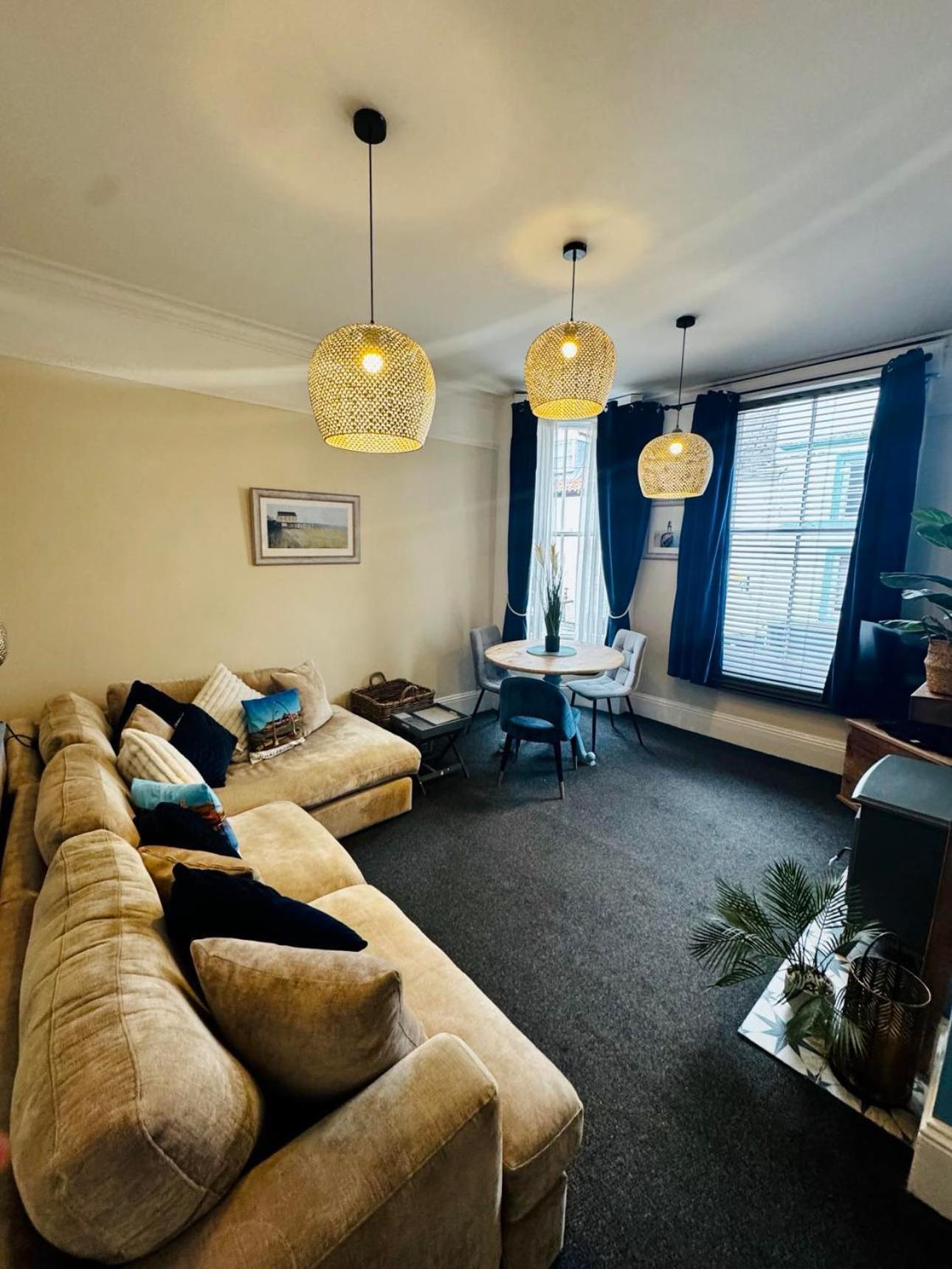 Botanicals Town House